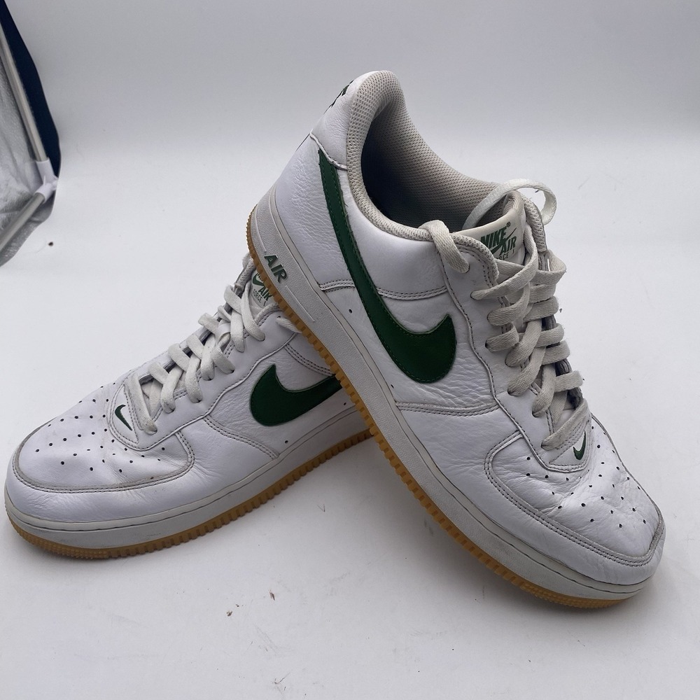 Nike Air Force 1 Color of the Month White Forest‎ Green Gum Size 13 (FD7039-101)